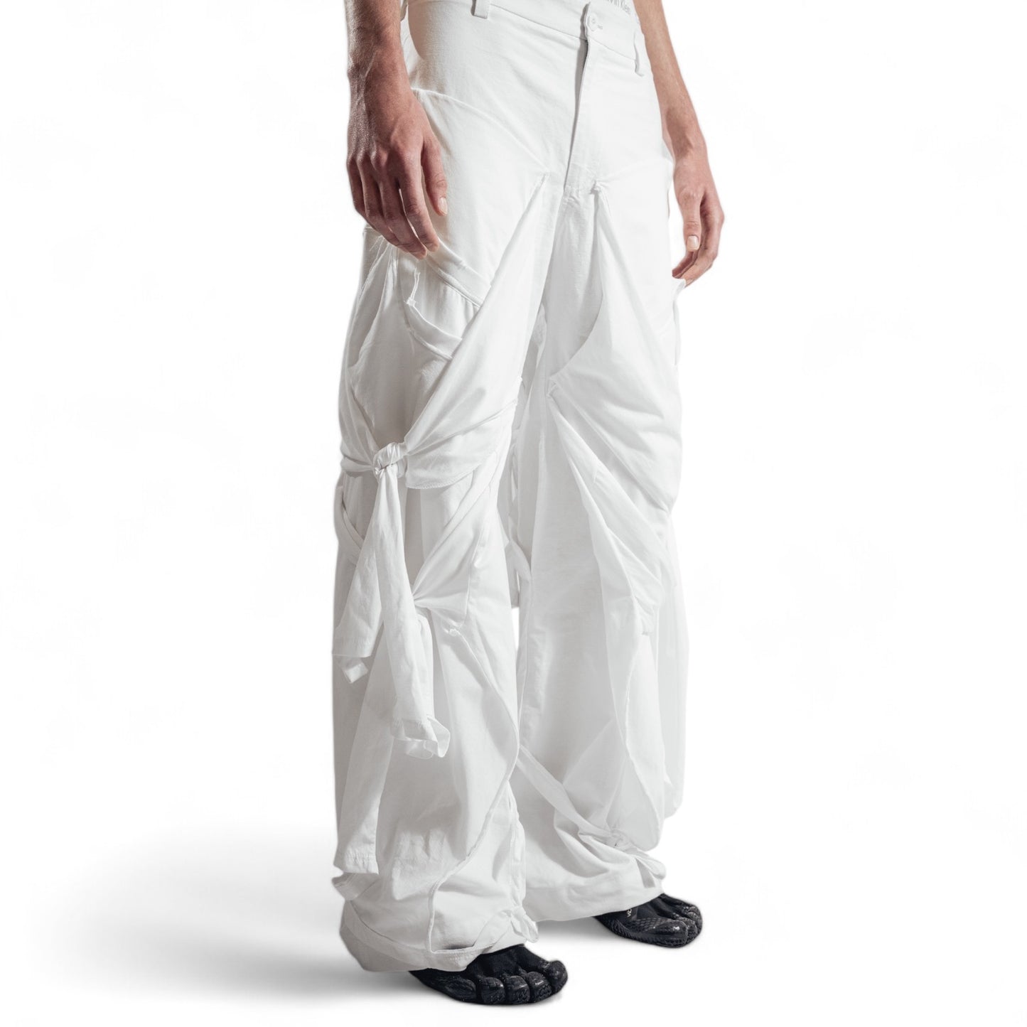 001+ tethered pant in true white