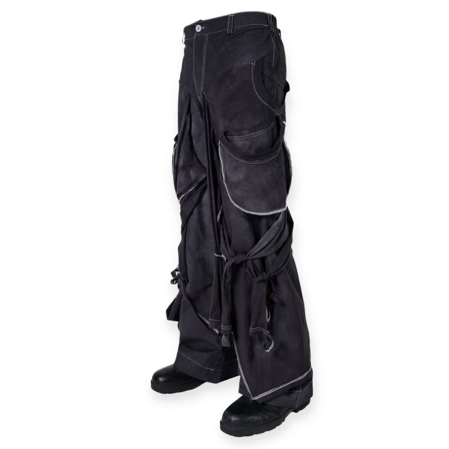 001+ tethered pant in black